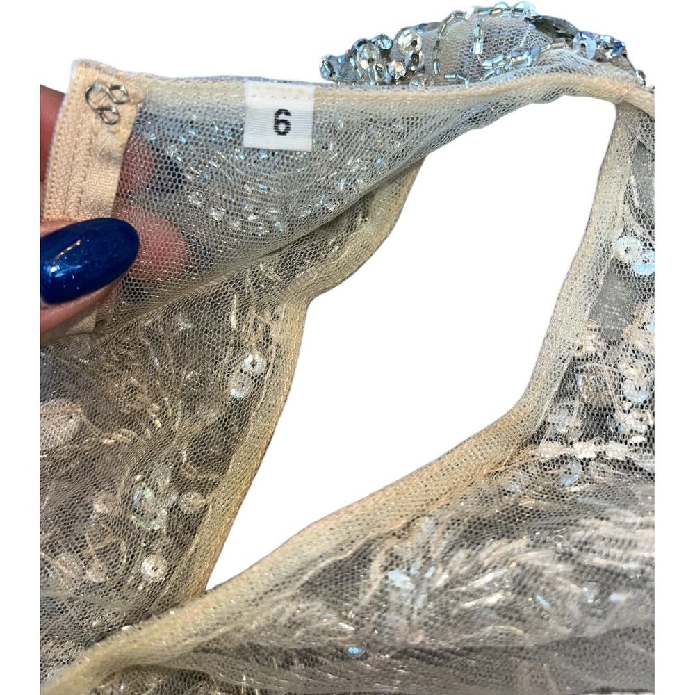 NWOT Revolve Crystal Encrusted on Nude Sleeveless Choli or Evening Crop Top sz 6 - Picture 5 of 8